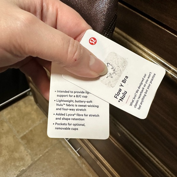 NWT Lululemon Flow Y Nulu Bra Shine *Light Support, A–C Cups Size 2 - Picture 2 of 5